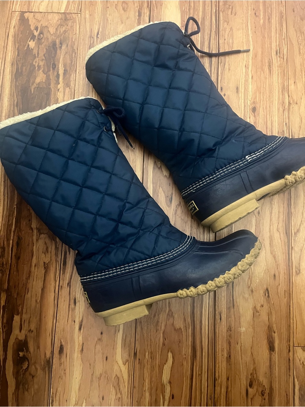 Vintage LL Bean boots Waterproof Quilted Winter shearling  - Navy  8 tall